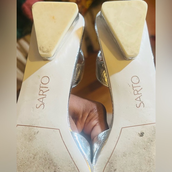 SARTO By Franco Sarto Metallic Silver Flats - Picture 4 of 4
